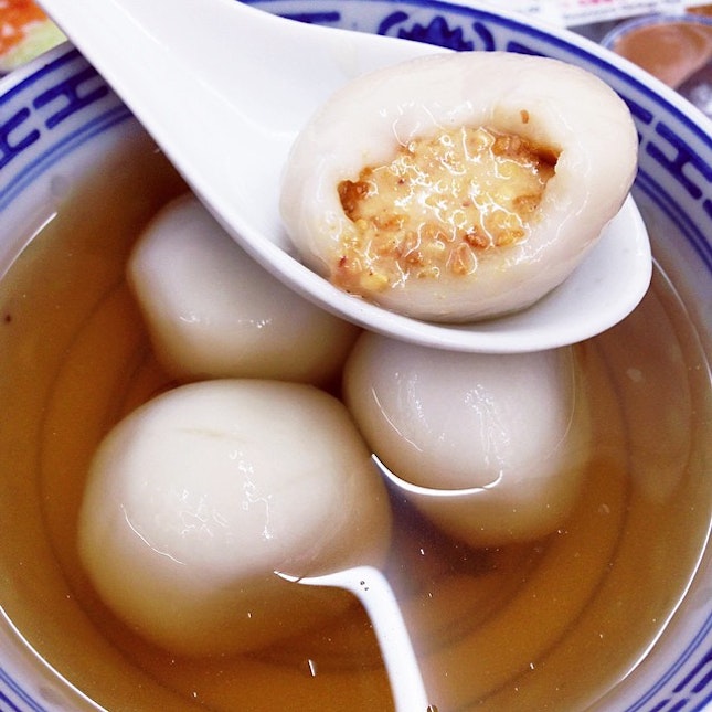 Tang Yuan in Ginger Soup