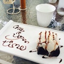 #brownie #haagendazs #icecream #cafe
