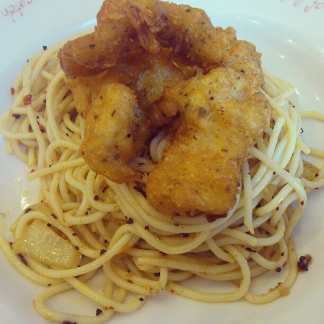 Cala Olio Pasta #food #happyfood #foodstagram #foodspotting #instafood #igersmy #igmalaysia #instanegaraku #malaysia #lunch