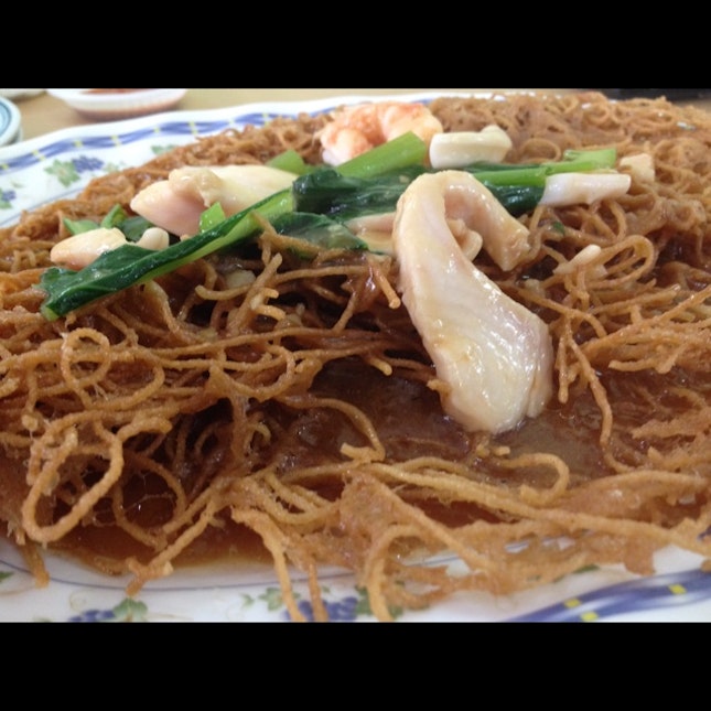 Crispy Seafood Noodles
