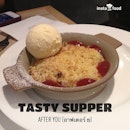 #strawberry #crumble #afteryou #instafood #instafoodapp #instagood #food #foodporn #photooftheday #picoftheday #instadaily #thailand  #afteryouอาฟเตอร์ยู #food #foodporn #restaurant #shopping #night
