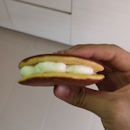 Fresh cream Dorayaki 1.9nett