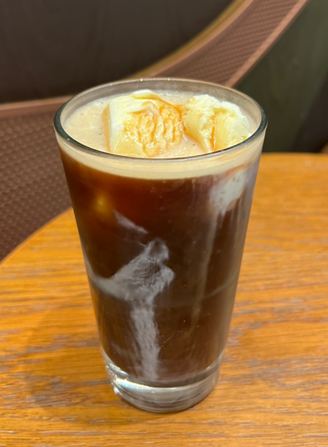 Reserve™ Cold Brew Float