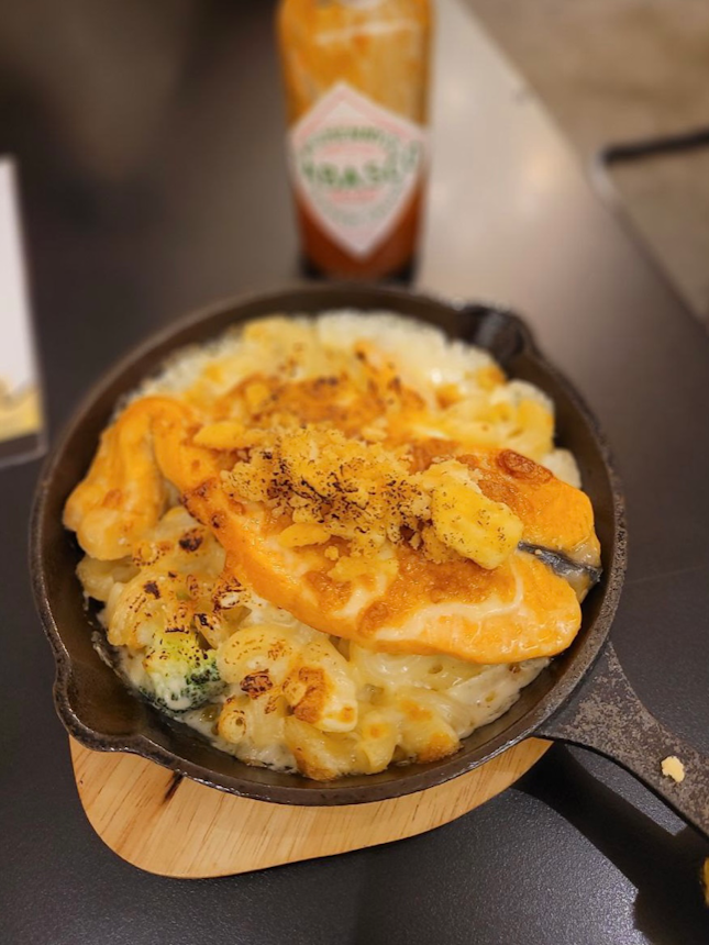 Ultimate Mac & Cheese with Salmon | $19.90