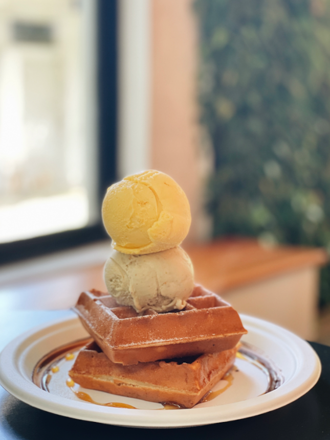 Double scoop (Mango Passionfruit Sorbet & Roasted Pistachio) with waffles ($15)