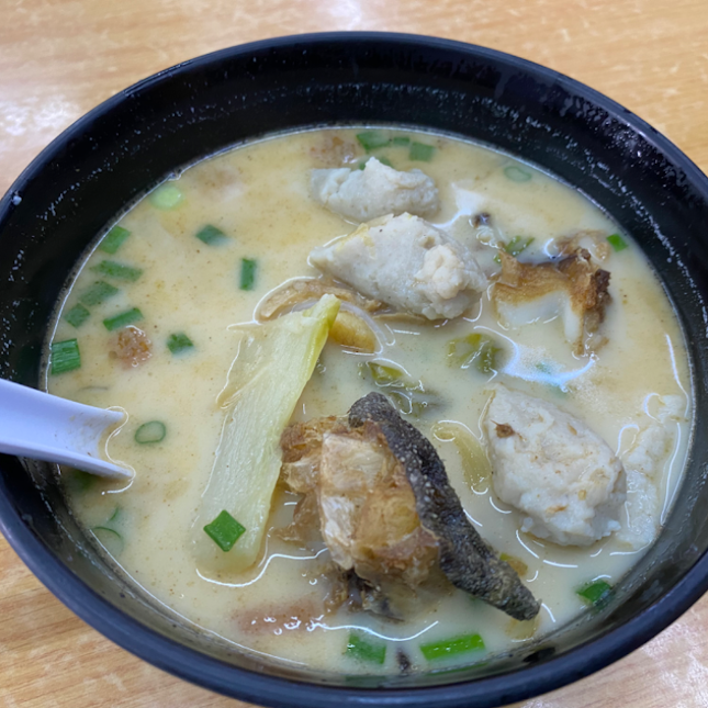 Fish Head Soup / Fish Noodles