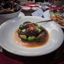 Chinese Mushroom with fish lips and garden green in abalone sauce