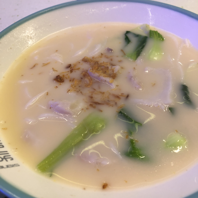 Milky fish soup $8.80