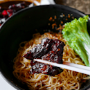 Though it might not look appealing or instagrammable, the braised pork ribs at Teo Kee Mushroom Minced Pork Noodle are to die for. 
