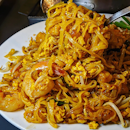Pad Thai noodles with shrimp ($10.80)