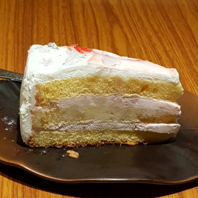 Strawberry Soft Cake