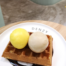 Crispy airy waffles with good gelato flavours