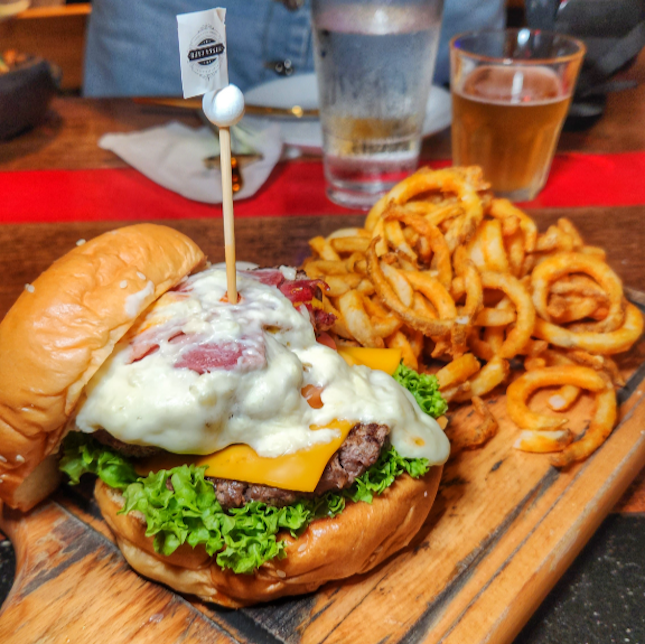 [Eatup] Alter ego mega burger ($34) 🍔