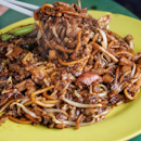 A fter 2 failed attempts to try Feng Ji Char Kway Teow, the third time is the charm.I finally able to try it. 