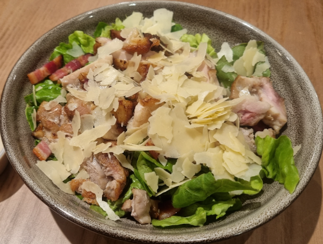 Grilled Chicken Thigh Salad