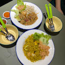 Seafood pineapple fried rice & seafood pad thai