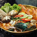 Seafood Mama Lover Pot ($39.90 for 2 pax)