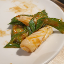 Sautéed squid with chinchalok and lady's finger