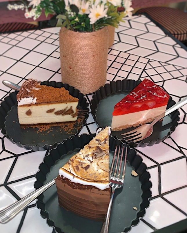 Strawberry tofu cheesecake ($7.20), mississippi’s s’mores cake ($8.50), speculoos cookie butter cheesecake ($8.90)