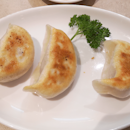 Pan fried pork dumpling 6.8++