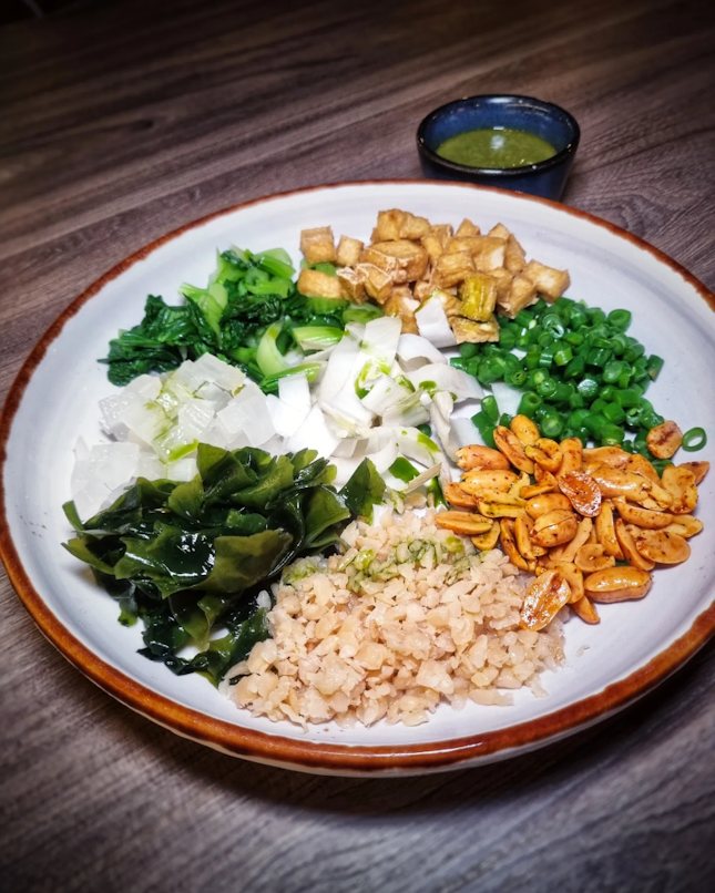 Hakka "Lei Cha" Chopped Salad