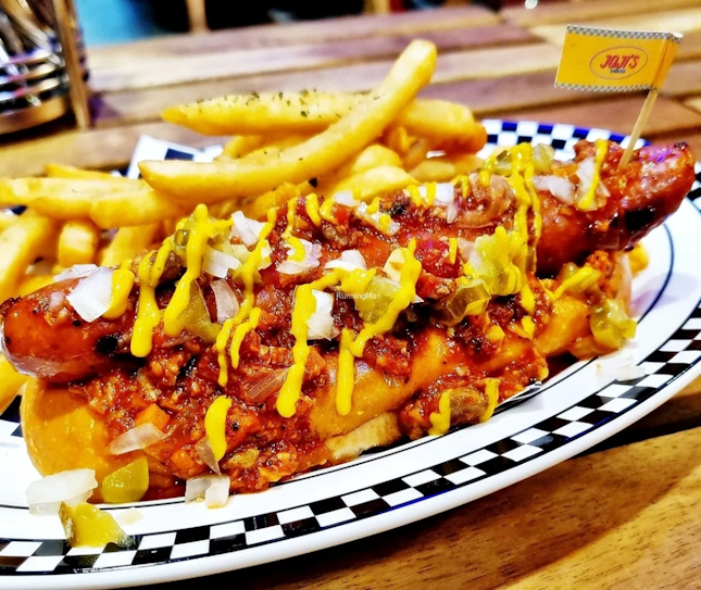 Hot Dog (SGD $11.90) @ Joji’s Diner.