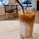 iced latte ($5)