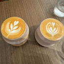 Flat white and latte