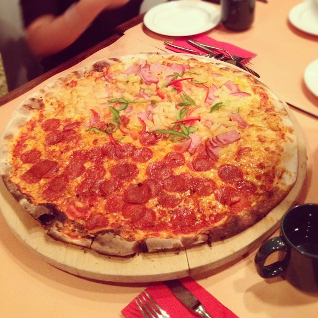 XXL #dinner #xxl #pizza #monday