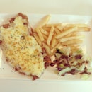 #chicken #mushroom #mozzarella #melt #fries #food #foodporn #foodcoma #iger #igsg