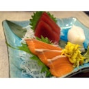 You really got to give in to the Japanese for perfecting the art of eating sashimi and food styling.
