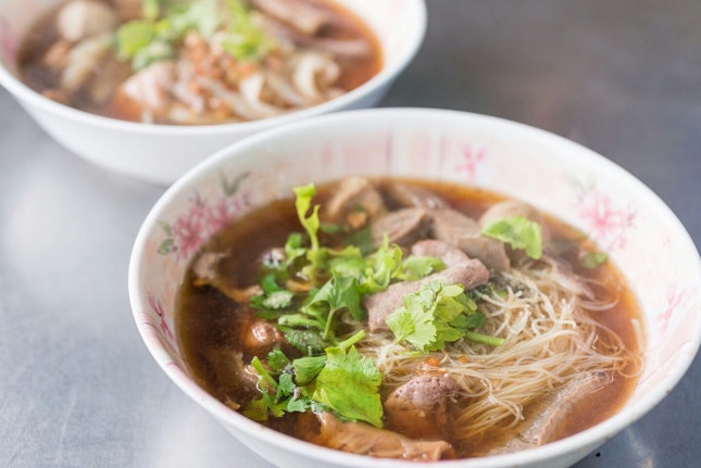 Hidden Find! Beef Noodles in a Thai Hotpot