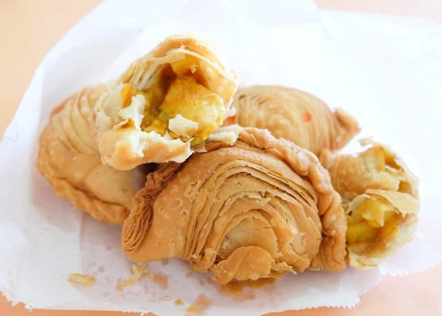Is This the Freshest and Crispiest Curry Puff Yet?