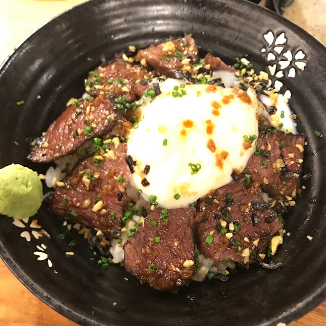 Wagyu don with onsen egg