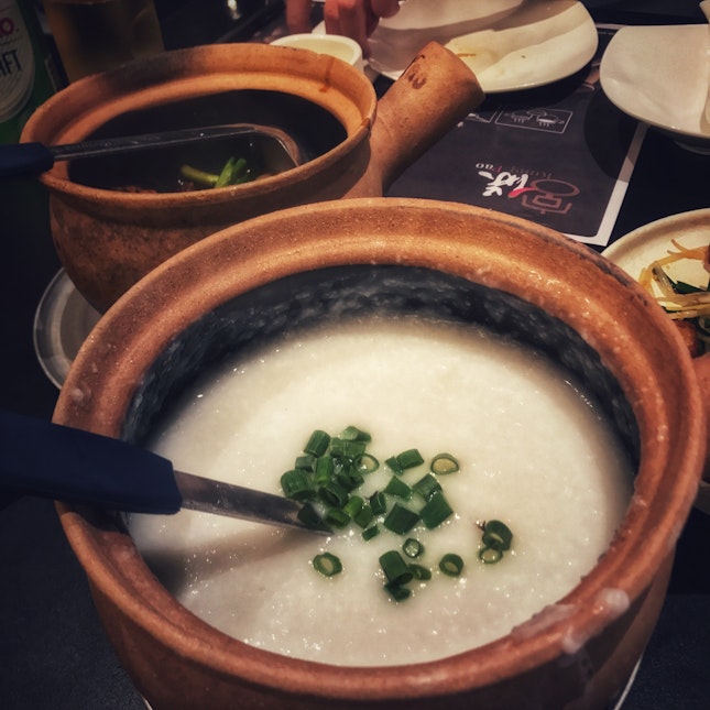 砂煲粥 Claypot Porridge