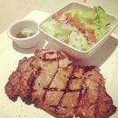 To make you crave for this Grilled #Chicken Pesto like how @darrellakr's Instagram pic lured me here!