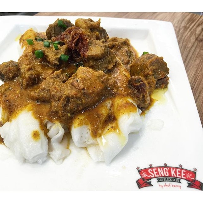 Satisfied With this fix of Beef Rendang Chee Cheong Fun.