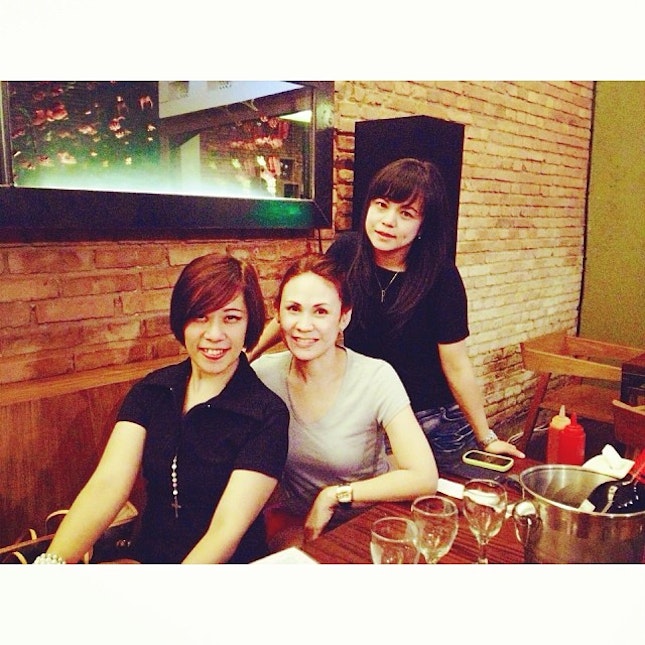 Dinnah with sist in law Fenny and Ci Ria #squaready #food #culinary #portraits #instagood #instagram #instadaily #instaoftheday