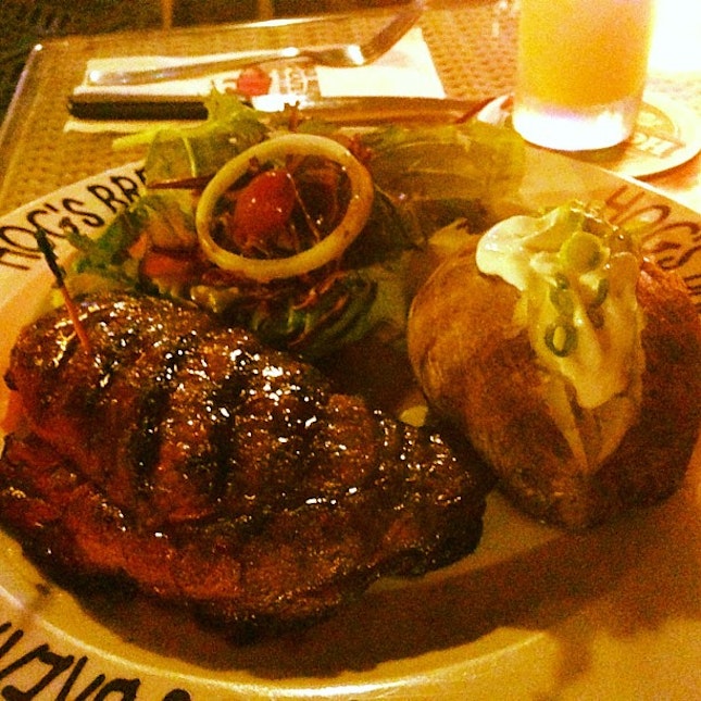 Steak na mukang pork chop lol #dinner #burpple #happytummy #goodfood