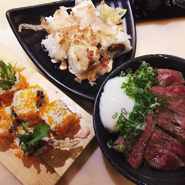 Beef Bowl And Sushi