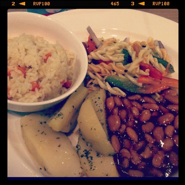 Lunch time at kenny rogers roasters FX #lunch