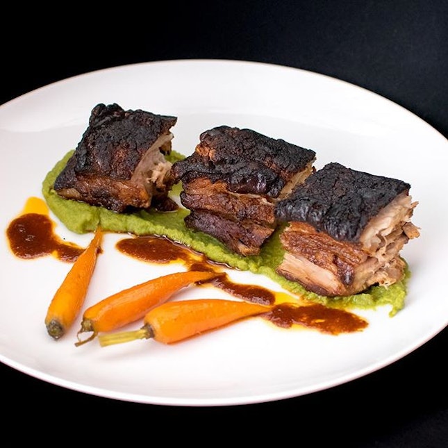 Braised Pork Belly with Crackling.