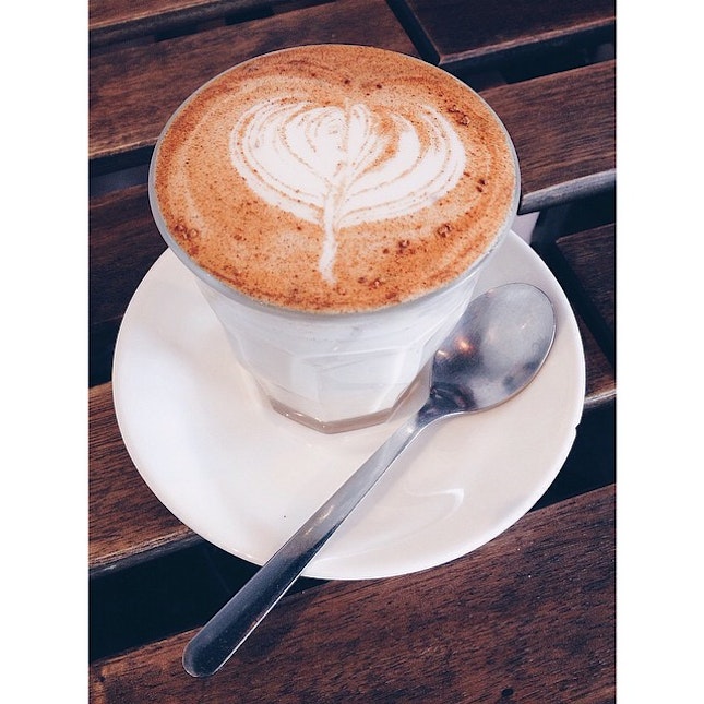 ☕️ super love for this organic chai tea latte for a thursday morning 🌞 #cafesg #unique #tastebud #chaitea #tea #vscom