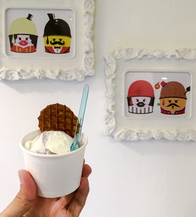 Taro Yam & Coconut Cream