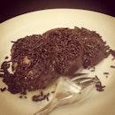Dessert for tonight #instagram #surabaya #eastjava #indonesia #ipad #ipadonesia #food #mantau #bebekpakndut #lifeisgood #dessert #chocolate #sweet #yummy