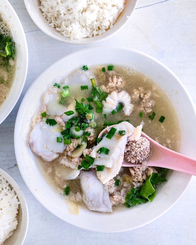 Batang Sliced Fish Soup + Minced Meat + Fish Eggs [$6 + $0.50 + $1.50]