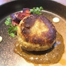 Crab Cake (singular) at @greenwoodfishmarket which was nice but I think I was a tad too stunned that it came solo.