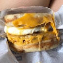 Look at that cheesy McGriddles goodness 🤤 .