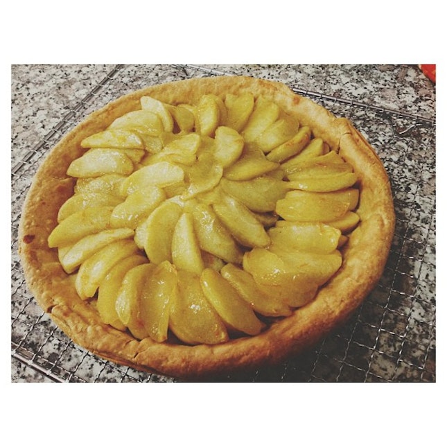 Made 🍎 Pie glazed w 🍊& 🍋 syrup the other day.