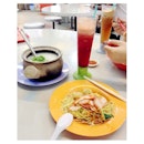 Wanton mee & frog leg porridge for #supper the other day w parents and @glitterzella.